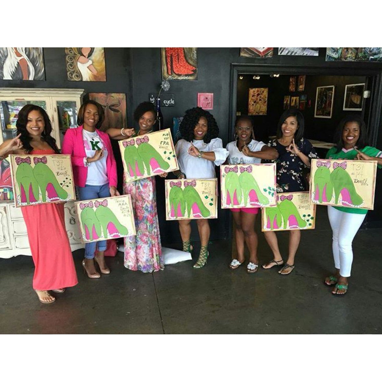 The Ladies of Alpha Kappa Alpha Sorority, Inc. Paint Atlanta Pink and Green